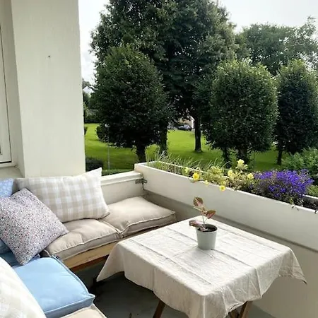 Apartamento For Ons Close To Center! *